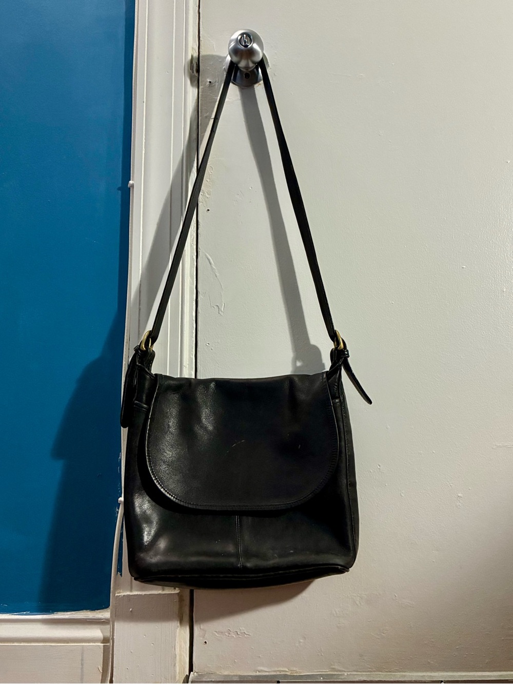 Vintage Coach 4115 Whitney Flap Crossbody Shoulder Bag
Black Leather Brass